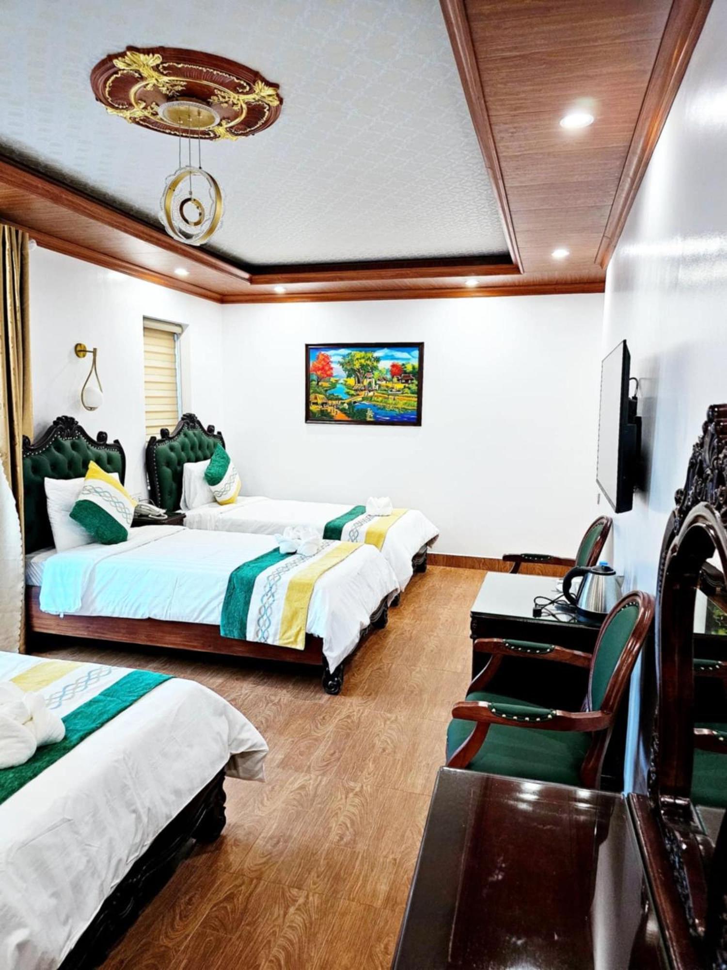 Sky Hotel Vang Vieng Exterior photo
