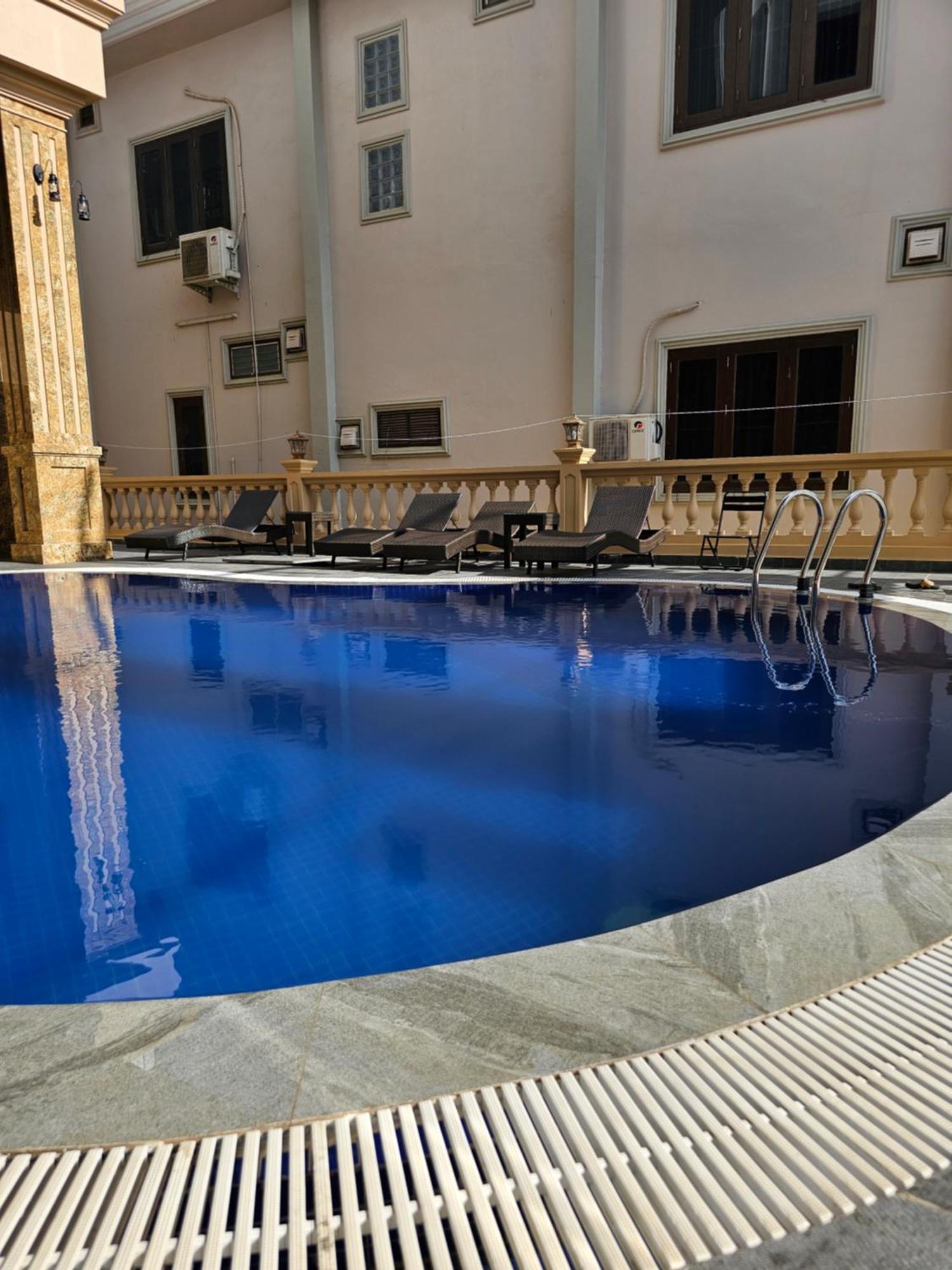 Sky Hotel Vang Vieng Exterior photo
